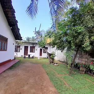 Guest house 64, Katunayake