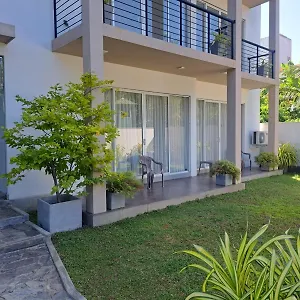 Bed & Breakfast Silina Airport Transit &, Katunayake